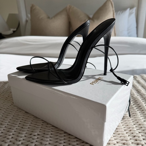 The Andx Sandal in Nero FEMME LA - Picture 11 of 11